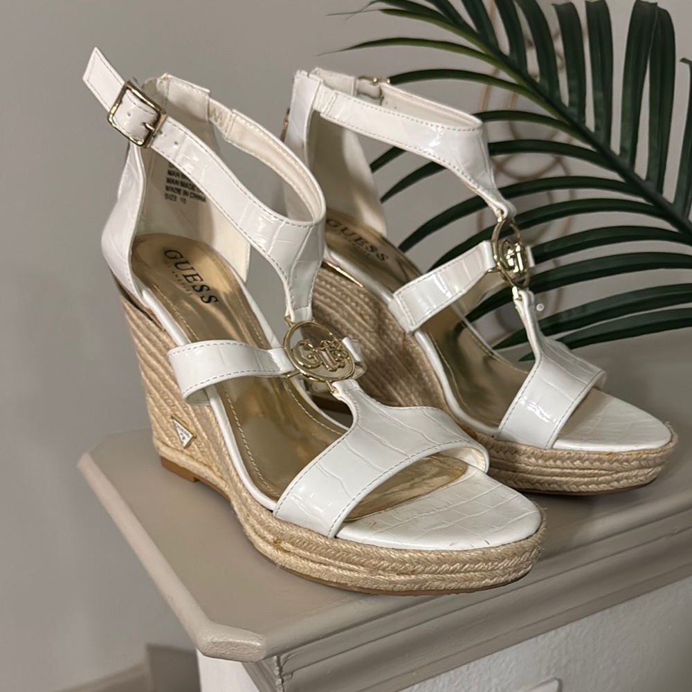 GUESS White Wedge Sandals